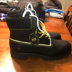 Mint condition timberland vent tech series